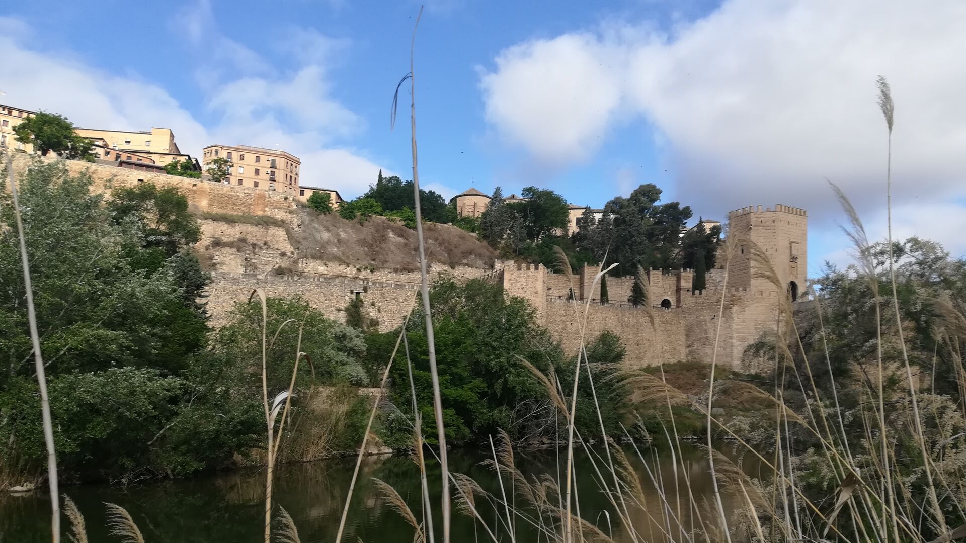 La ruta del cerro del B&uacute;, pe&ntilde;a del rey moro y ruta eco de Toledo