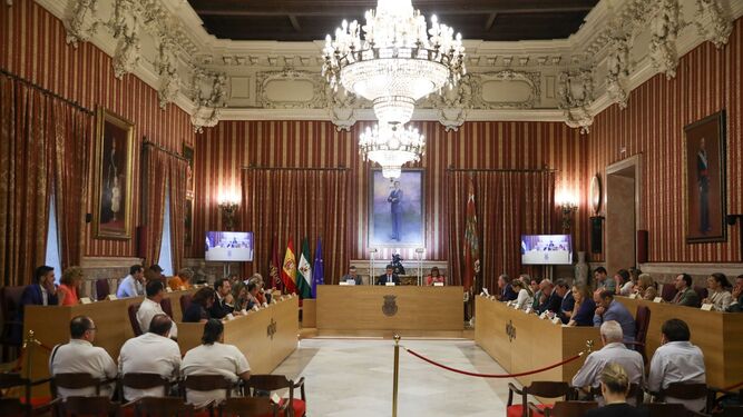 Celebración de un Pleno en el Ayuntamiento de Sevilla.